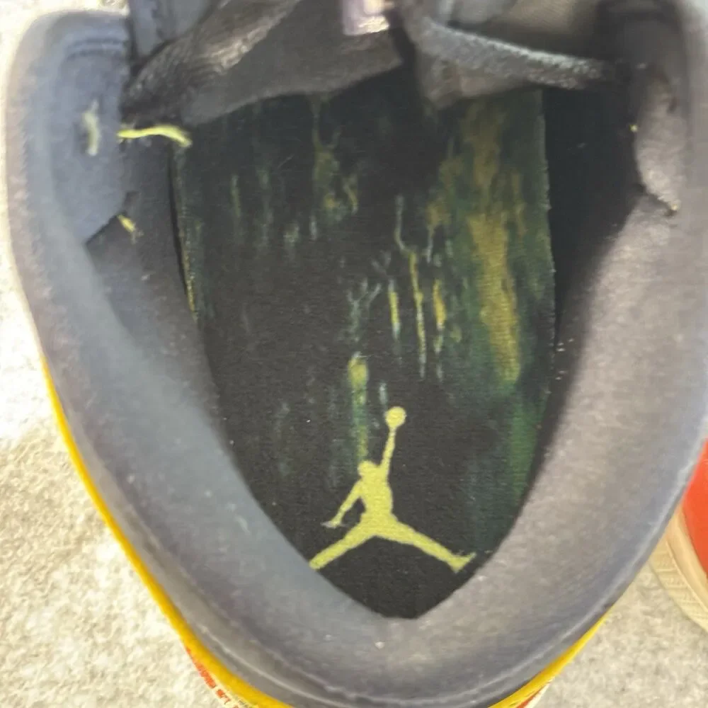 Jordan 852542 087